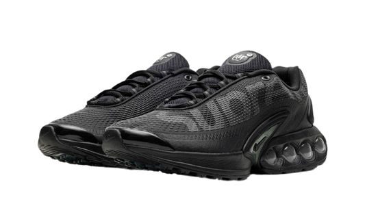 Nike Air Max Dn x Supreme