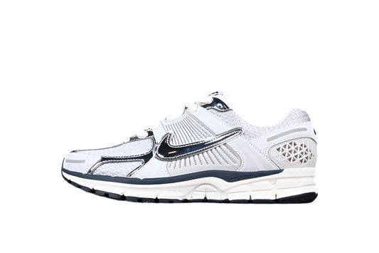 Nike Vomero 5