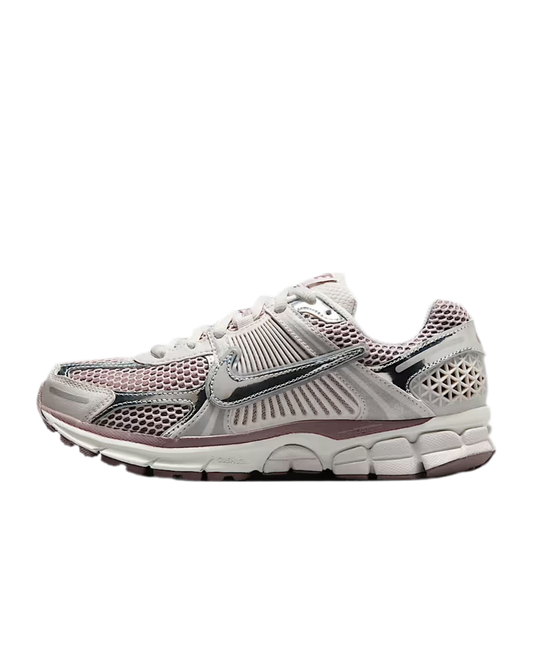 Nike Vomero 5